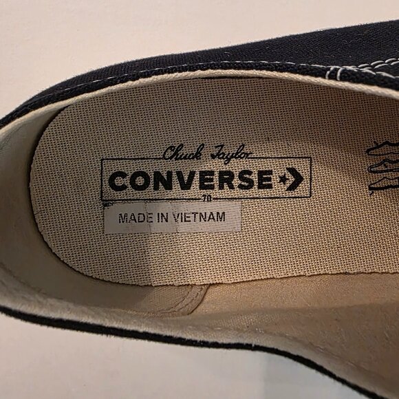 Chuck Taylor All-Star '70 Low Top Sneakers, size 10 - Picture 4 of 8